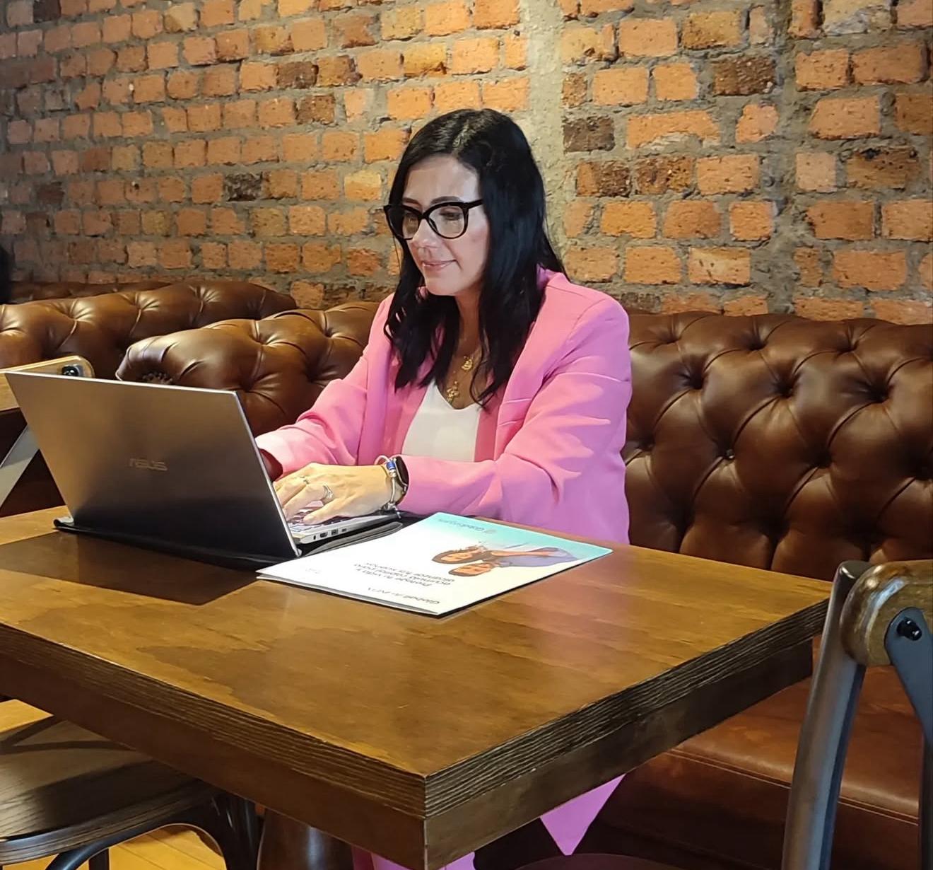 Financial advisor with client